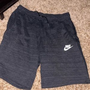 Nike M shorts